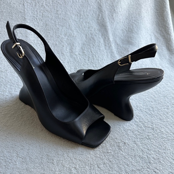 Like NEW Anthropologie Wedge Slingback Heels Black leather size 10 - Picture 4 of 15